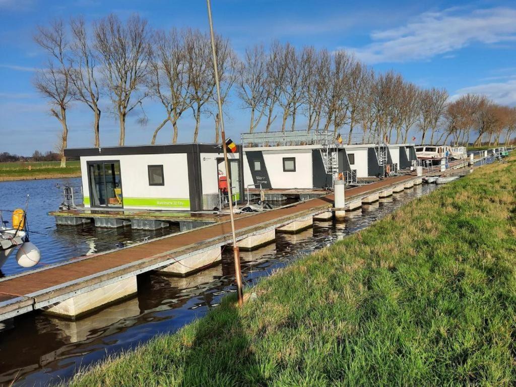 Houseboat Tiny Griffin Hotel Nieuwpoort Exterior photo